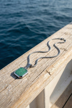 Mens green pendant necklace stainless steel silver waterproof non toxic mens jewelry minimalist chain necklace luxury quality free shipping fast delivery